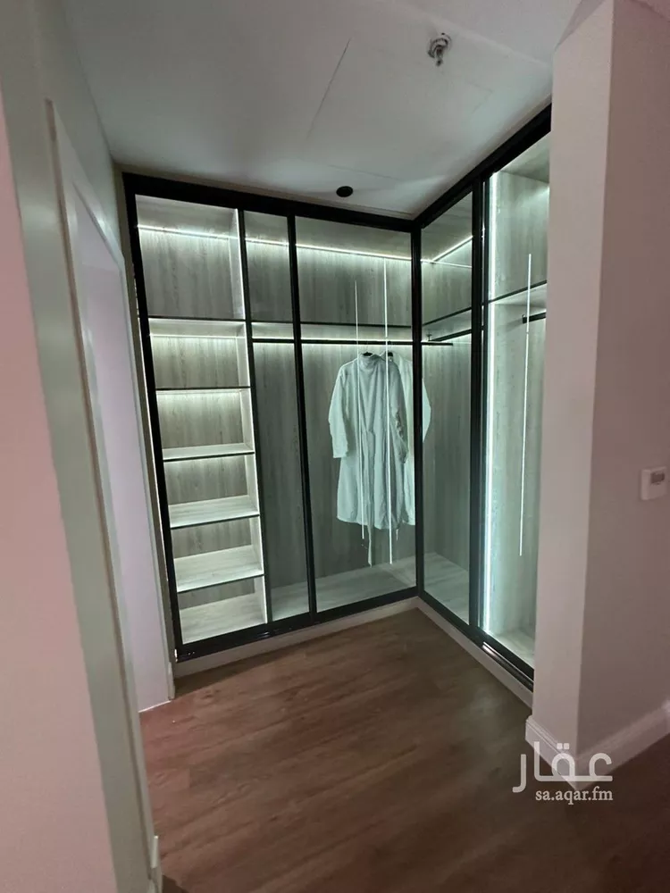 شقة للإيجار في شارع محمد بن عبدالعزيز الدغيثر, حي الملقا, مدينة الرياض, منطقة الرياض صورة 5