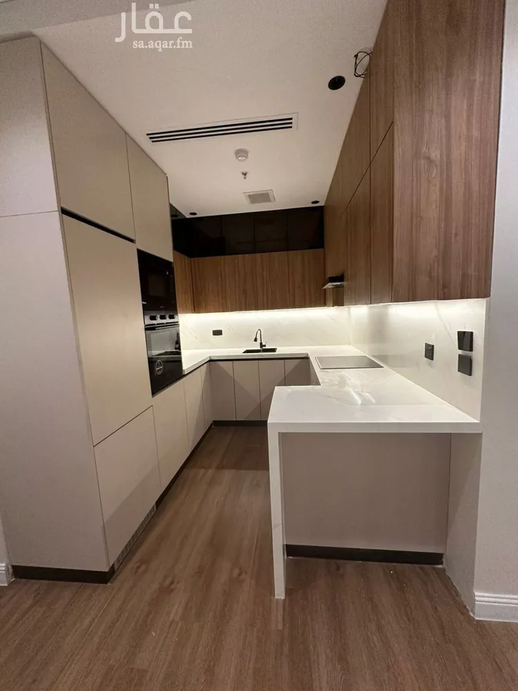 شقة للإيجار في شارع محمد بن عبدالعزيز الدغيثر, حي الملقا, مدينة الرياض, منطقة الرياض صورة 4