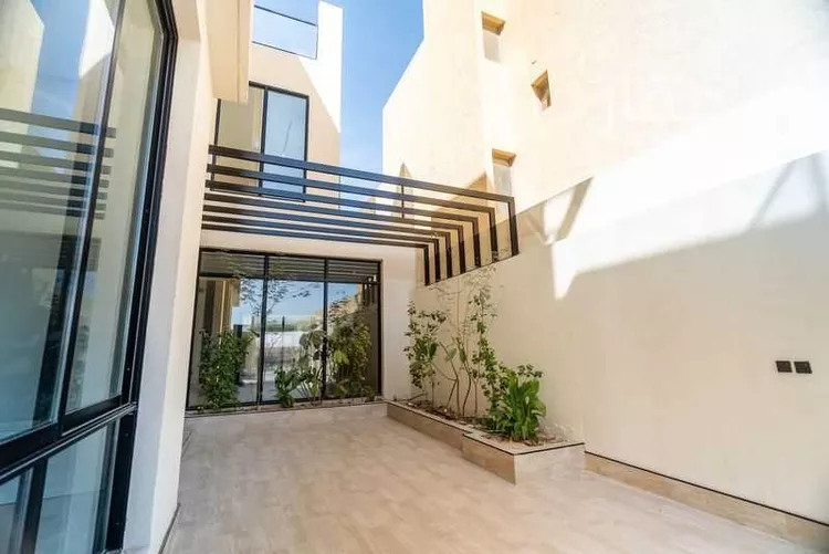 Villa for Sale in Riyadh Al Mahdiyah صورة 3