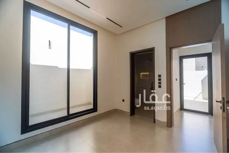 فيلا للبيع في شارع سعيد بن عبدالله باقشير, حي المهدية, مدينة الرياض, منطقة الرياض 12