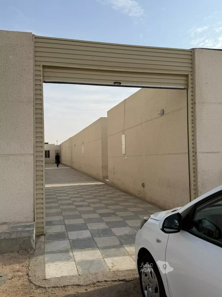 Room for Rent in Riyadh Ar Rimal 14