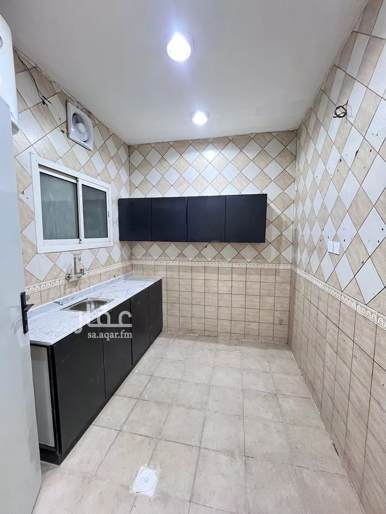 شقة للإيجار في شارع الرائد, حي بدر, مدينة الرياض, منطقة الرياض 8