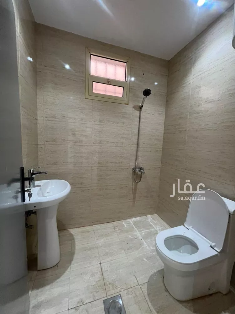 شقة للإيجار في شارع يثرب, حي بدر, مدينة الرياض, منطقة الرياض صورة 5