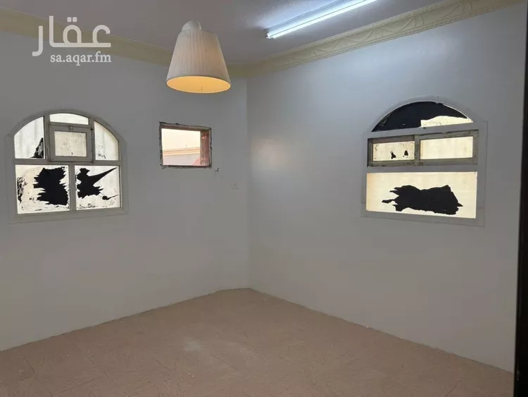 شقة للإيجار في شارع الظهرانية, حي العزيزية, مدينة الرياض, منطقة الرياض صورة 2