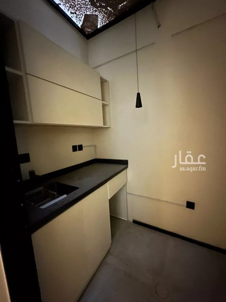 شقة للإيجار في شارع عبدالله غازي, حي القيروان, مدينة الرياض, منطقة الرياض