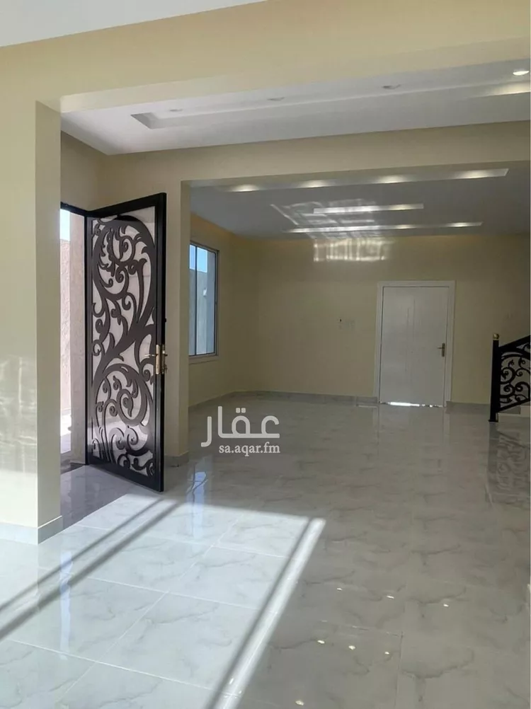 فيلا للبيع في شارع ابن الاصبح السلامي, حي قرطبة, مدينة حائل, منطقة حائل صورة 5