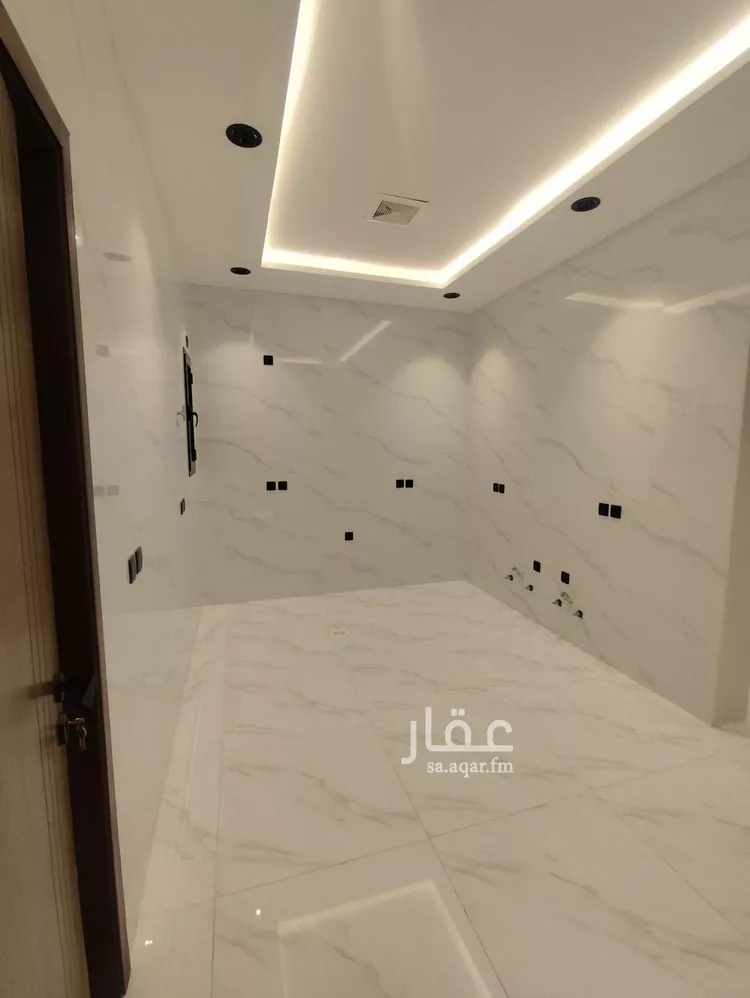 فيلا للبيع في شارع فهد عبدالله سعد وزنه, حي الرياض, مدينة جدة, منطقة مكة المكرمة 14