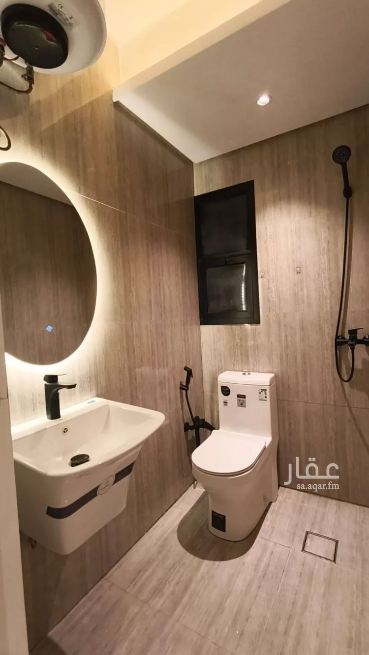 شقة للإيجار في شارع أبي غانم الحلبي, حي الضباط, مدينة الرياض, منطقة الرياض 7