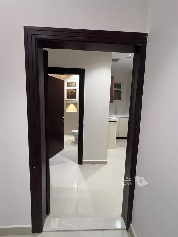 شقة للإيجار في شارع عثمان بن عيسى, حي الإزدهار, مدينة الرياض, منطقة الرياض صورة 3