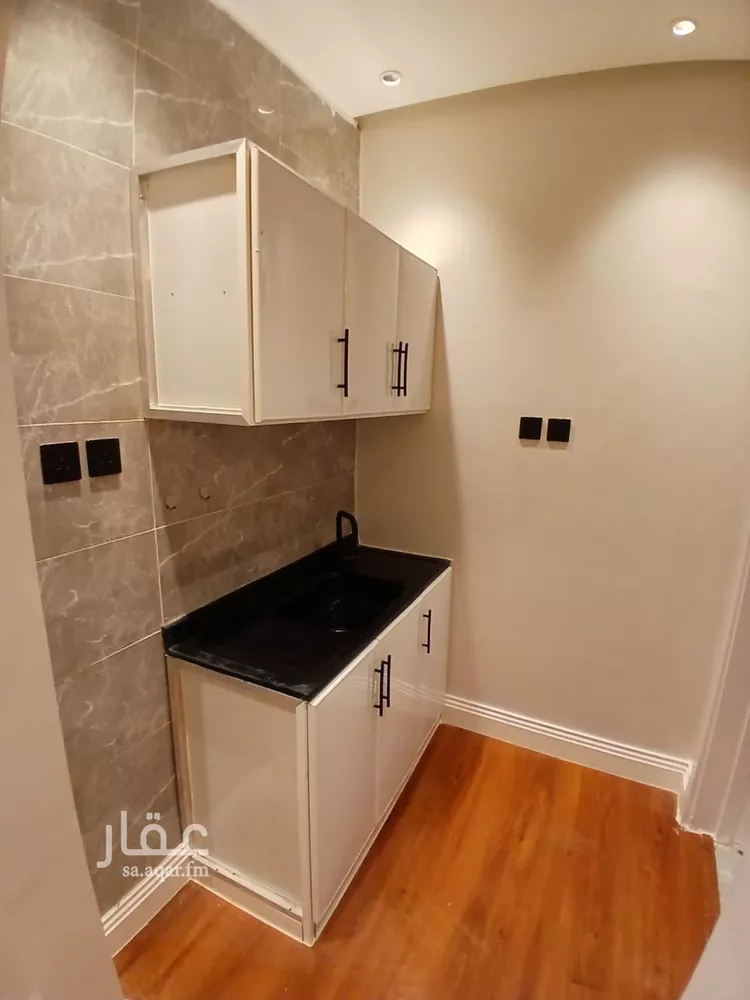 شقة للإيجار في شارع الامير ناصر بن سعود بن فرحان ال سعود, حي الياسمين, مدينة الرياض, منطقة الرياض صورة 4