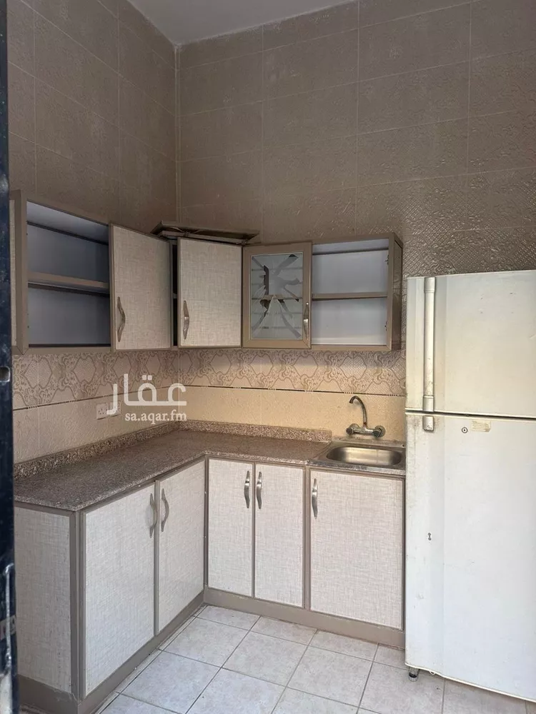 استراحة للإيجار في شارع عبدالملك بن عباس, حي المهدية, مدينة الرياض, منطقة الرياض صورة 5