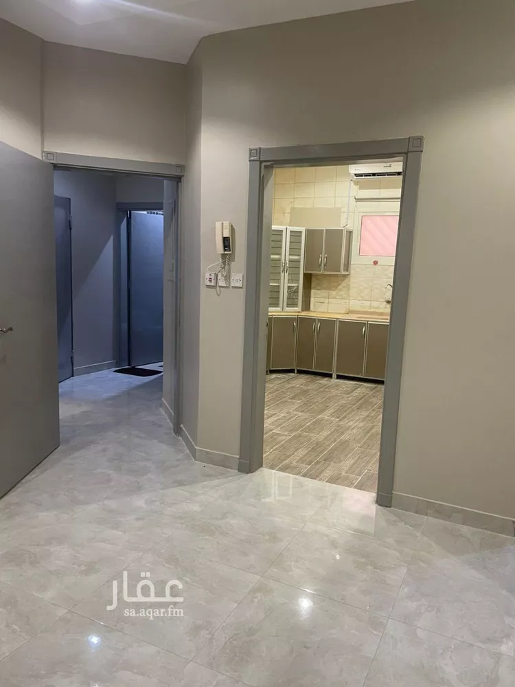 شقة للإيجار في شارع عبدالله بن الزبير, حي العريجاء الغربي, مدينة الرياض, منطقة الرياض 8