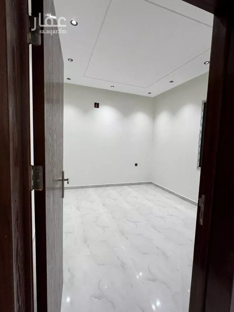 شقة للإيجار في شارع عبدالله بن حلوان, حي العريجاء الغربي, مدينة الرياض, منطقة الرياض صورة 5
