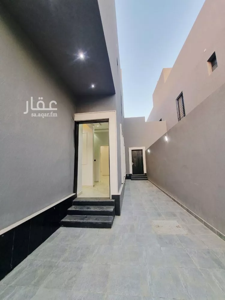 دور للبيع في شارع فارس العشيره, حي طويق, مدينة الرياض, منطقة الرياض صورة 3