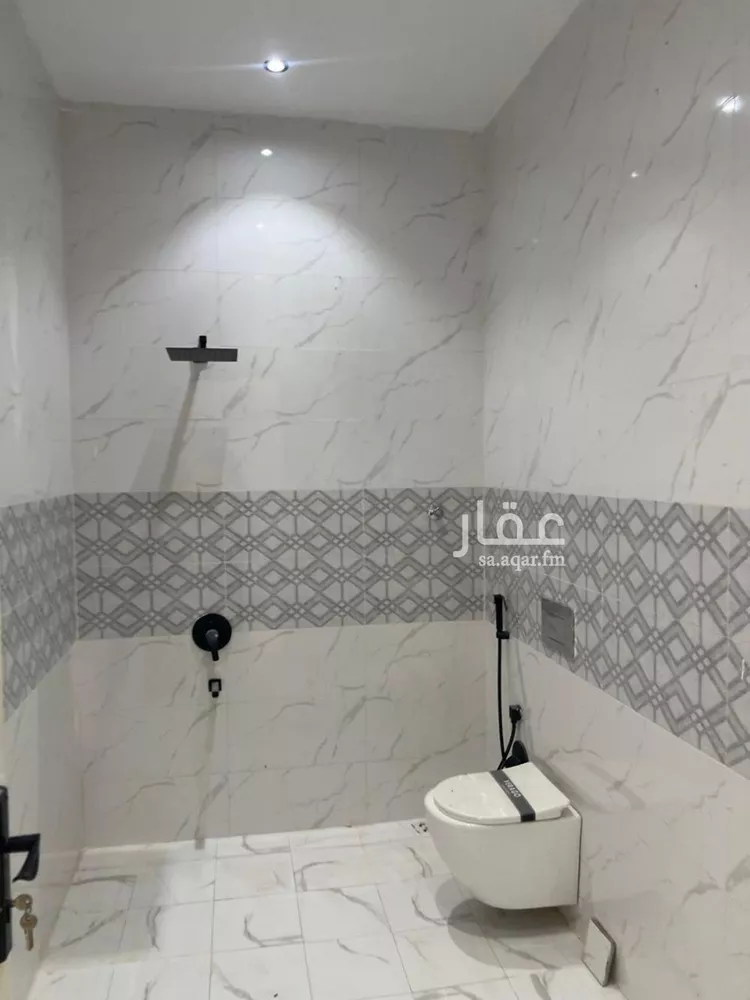 دور للبيع في شارع فارس العشيره, حي طويق, مدينة الرياض, منطقة الرياض 18