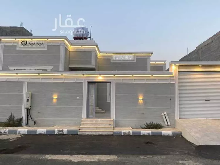 دور للبيع في شارع الشارع العام, حي الزين, مدينة أبها, منطقة عسير صورة 4