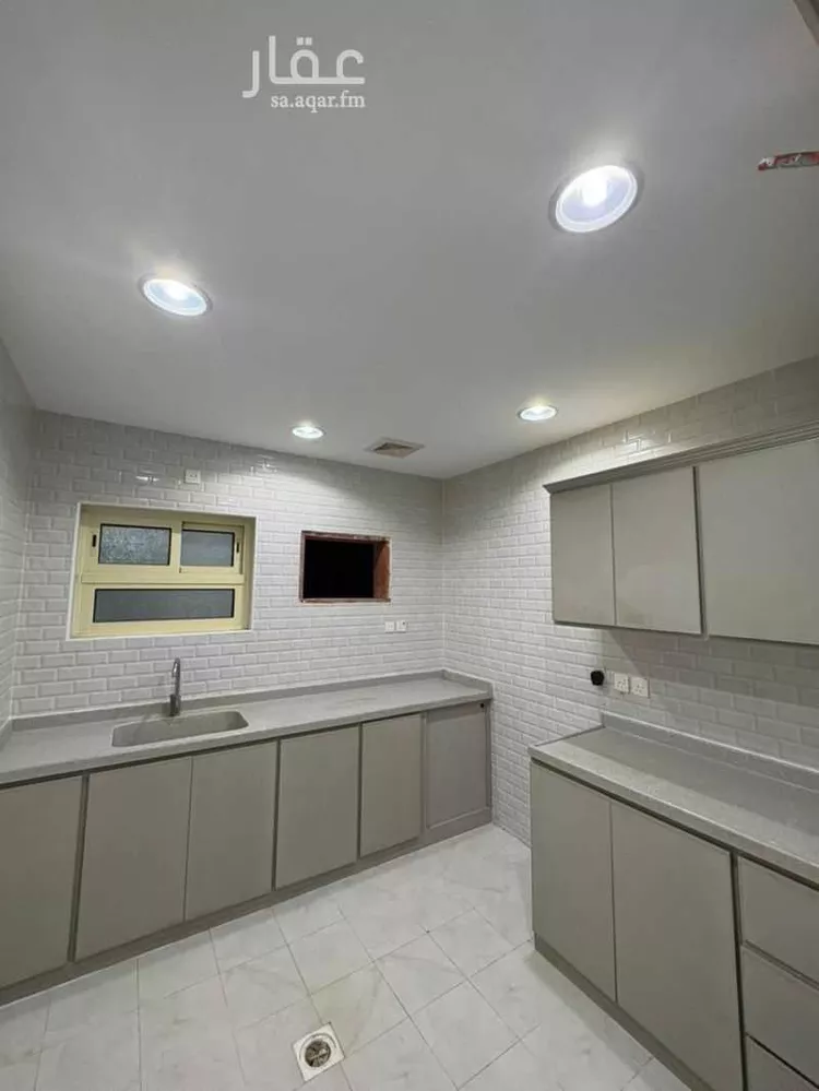 شقة للإيجار في شارع ابو الحسن الحصري, حي العليا, مدينة الاحساء, المنطقة الشرقية صورة 3