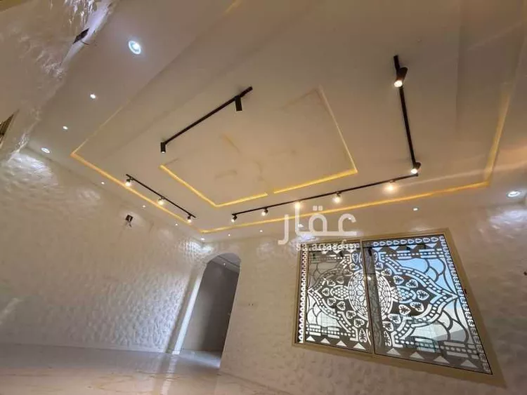 بيت للإيجار في شارع سعود الفيصل ، حي نوارة ، المزاحمية ، المزاحمية