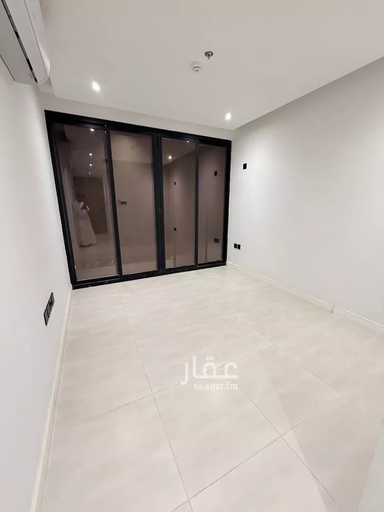 شقة للإيجار في شارع وادي هجر, حي الملقا, مدينة الرياض, منطقة الرياض 13