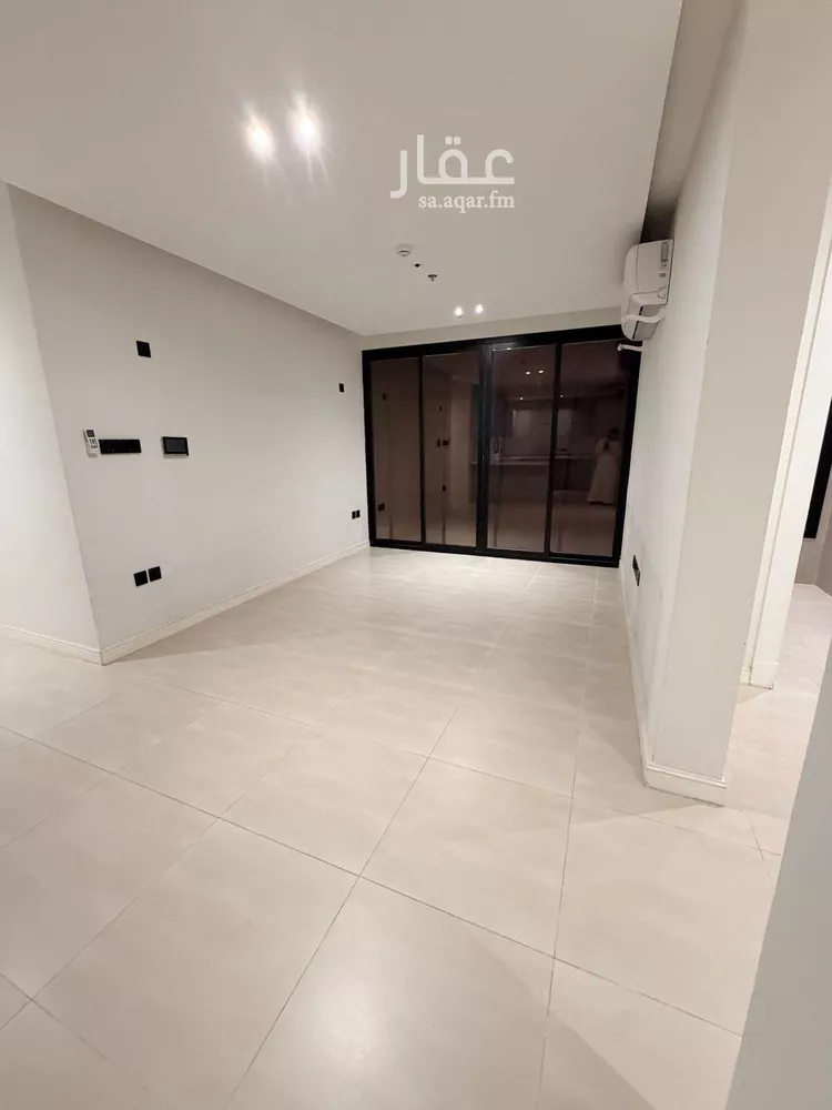 شقة للإيجار في شارع وادي هجر, حي الملقا, مدينة الرياض, منطقة الرياض 18