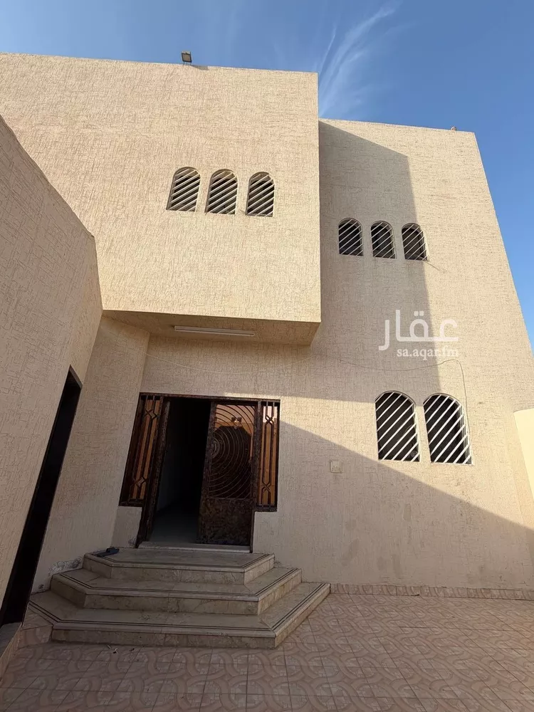 فيلا للبيع في شارع أبي الفتح المسلمي, حي السويدي الغربي, مدينة الرياض, منطقة الرياض صورة 5