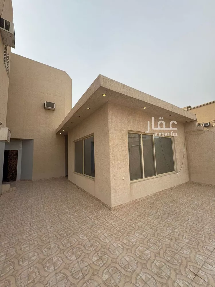 فيلا للإيجار في شارع أبي الفتح المسلمي, حي السويدي الغربي, مدينة الرياض, منطقة الرياض