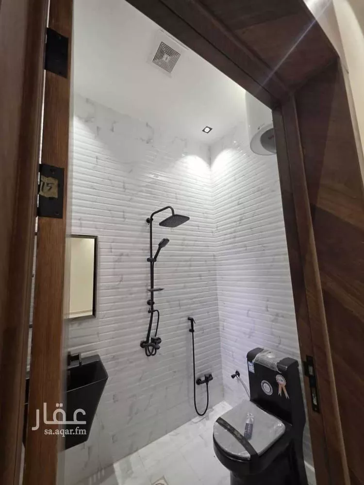 Floor for Sale in Riyadh Dahiat Namar 7