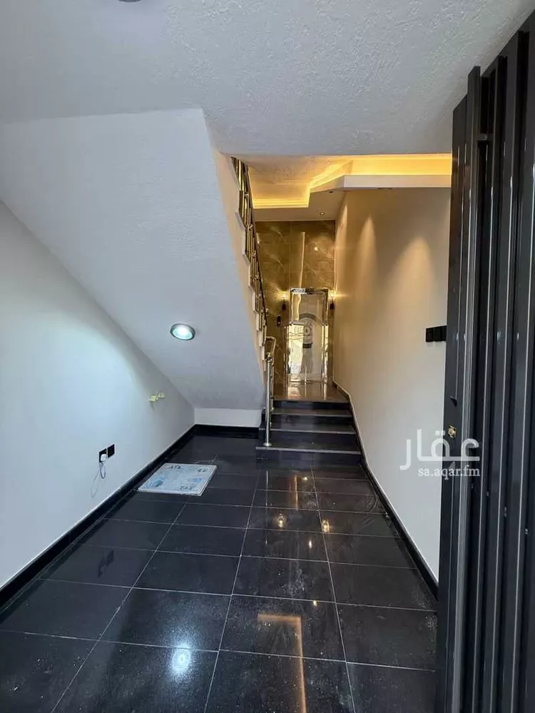 شقة للبيع في شارع ابي عبدالله بن تيمية, حي الوفاء, مدينة خميس مشيط, منطقة عسير صورة 2