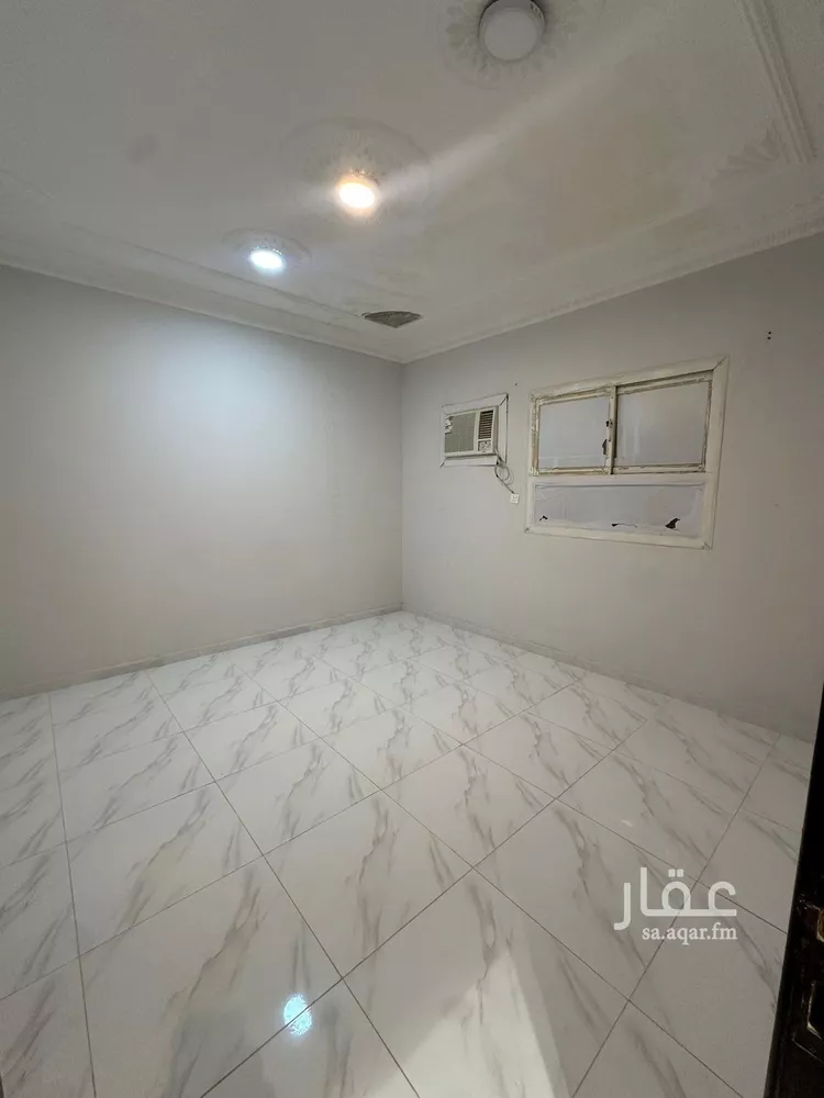 شقة للإيجار في شارع قس بن ساعدة, حي الملك فيصل, مدينة الرياض, منطقة الرياض 7