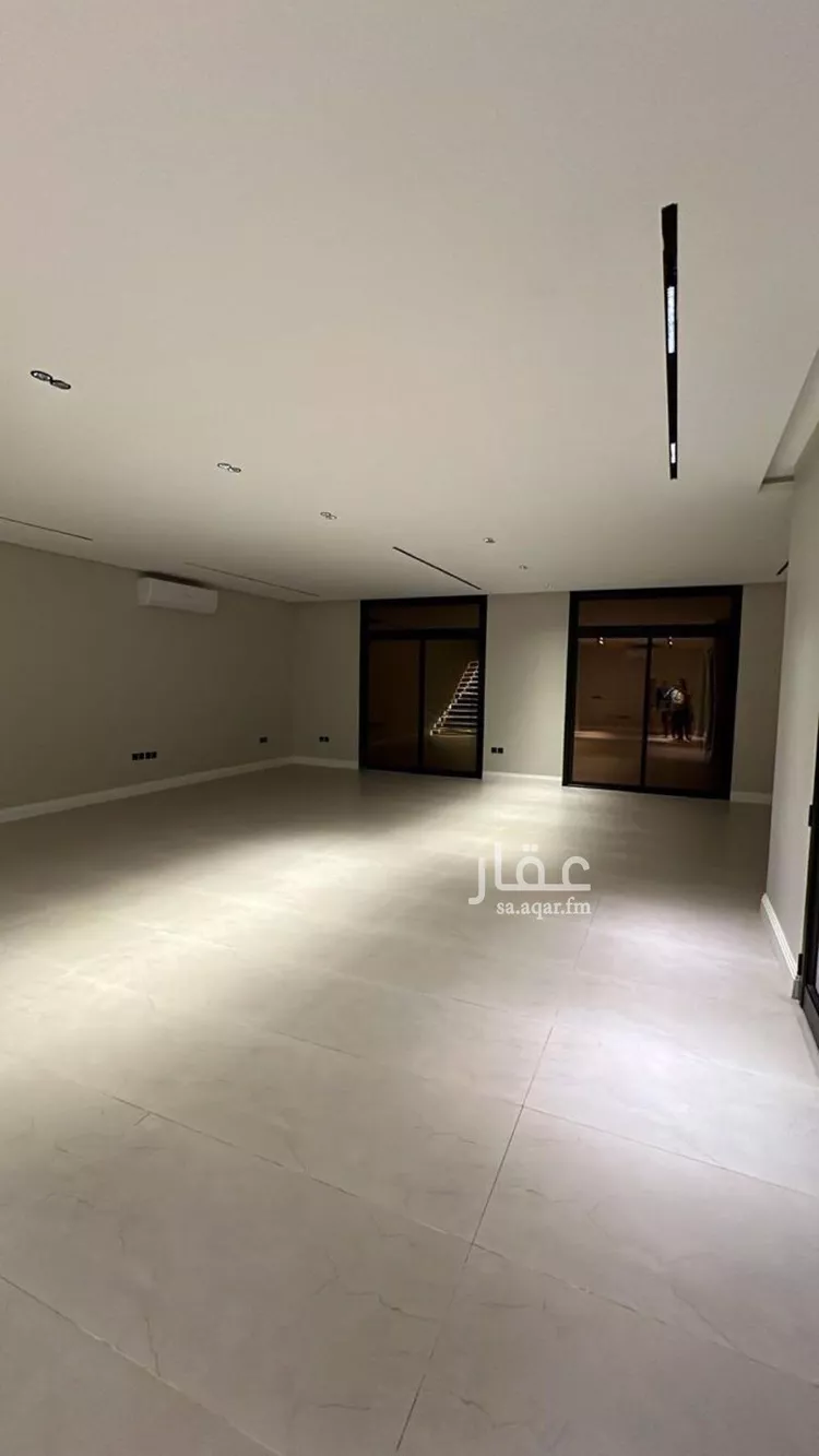 فيلا للإيجار في شارع يوسف السيرافي, حي العارض, مدينة الرياض, منطقة الرياض صورة 4