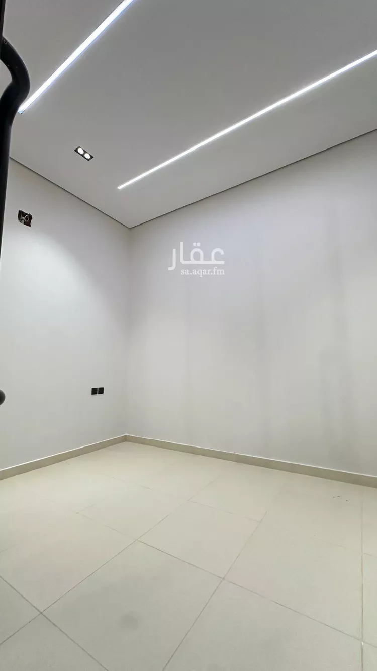 Floor for Rent in Riyadh Al Janadriyah صورة 2