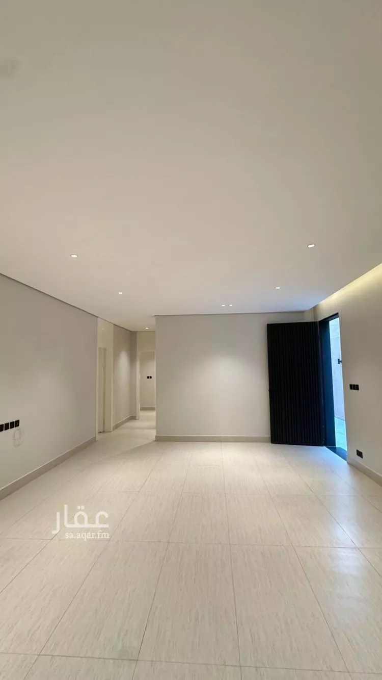 Floor for Sale in Riyadh Al Janadriyah صورة 3