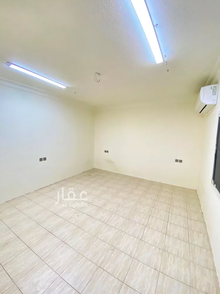 شقة للإيجار في شارع جرير بن عبدالله البجلي, حي مغرزات, مدينة الرياض, منطقة الرياض صورة 4