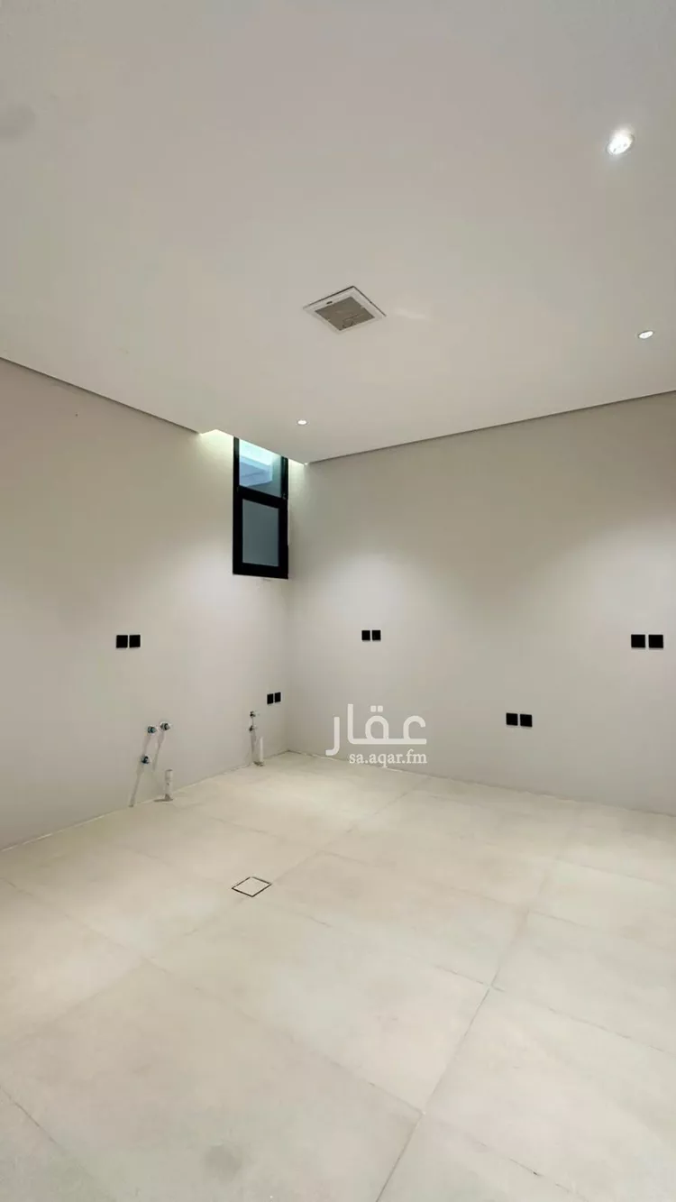 دور للبيع في شارع الجنادريه, حي الجنادرية, مدينة الرياض, منطقة الرياض 15