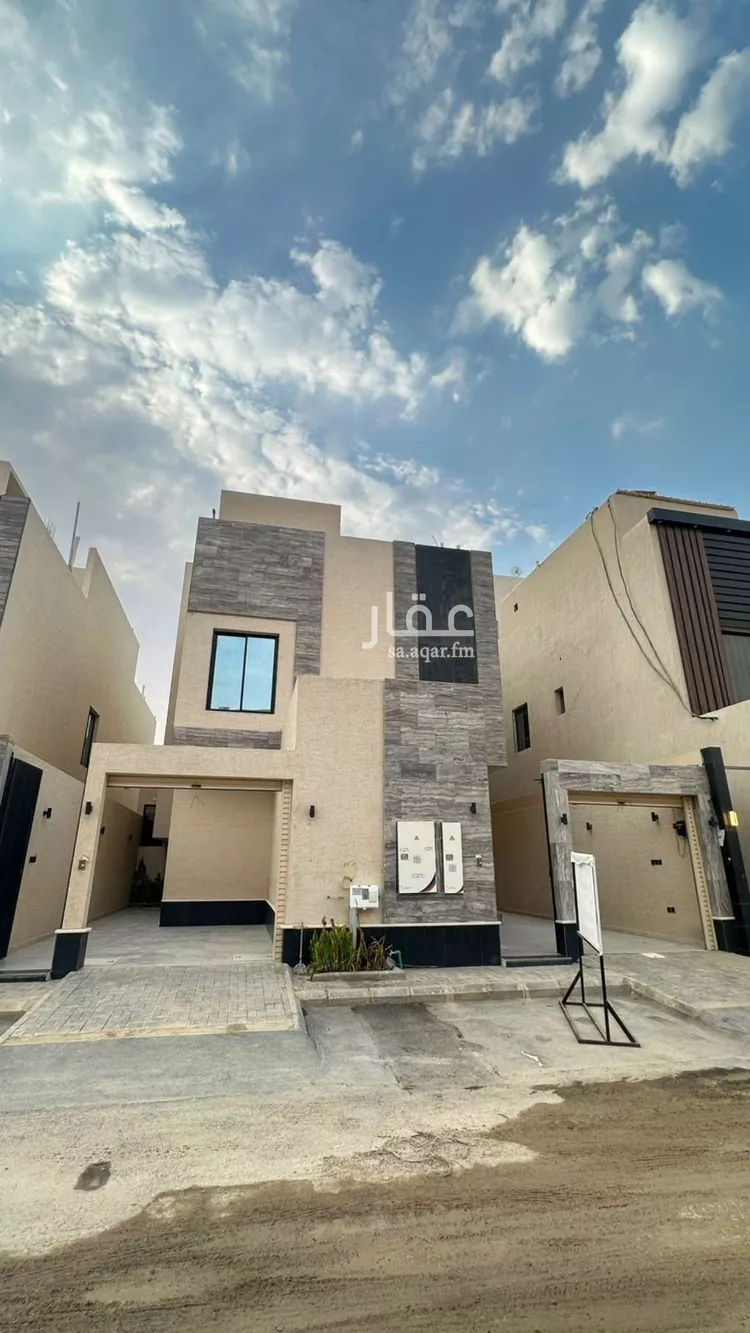 Floor for Sale in Riyadh Al Janadriyah