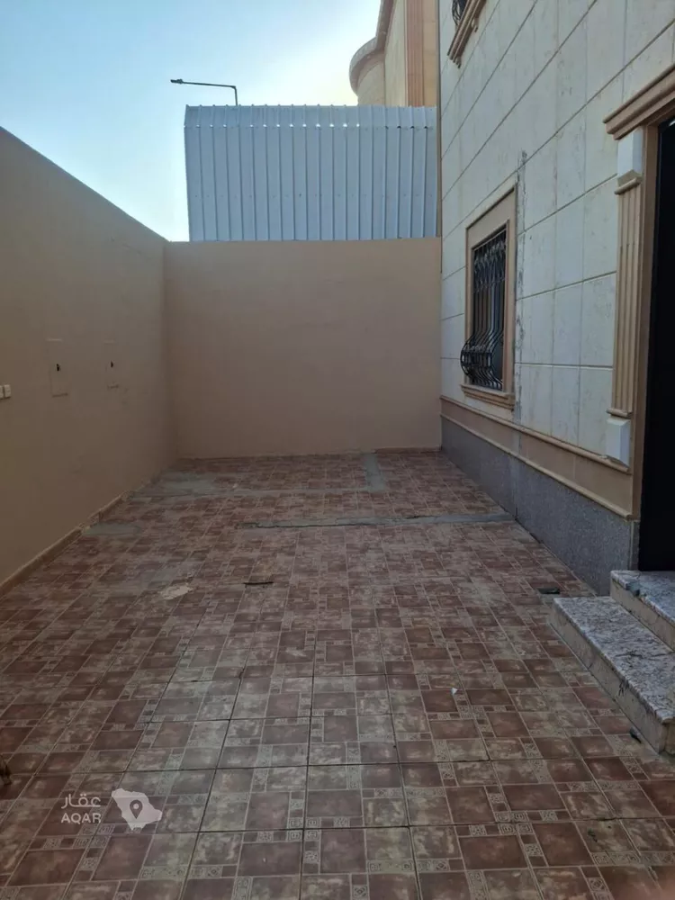 Floor for Rent in Riyadh Qurtubah 8