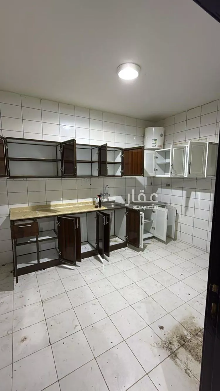 شقة للإيجار في شارع ابن تيمية, حي بدر, مدينة الرياض, منطقة الرياض صورة 5