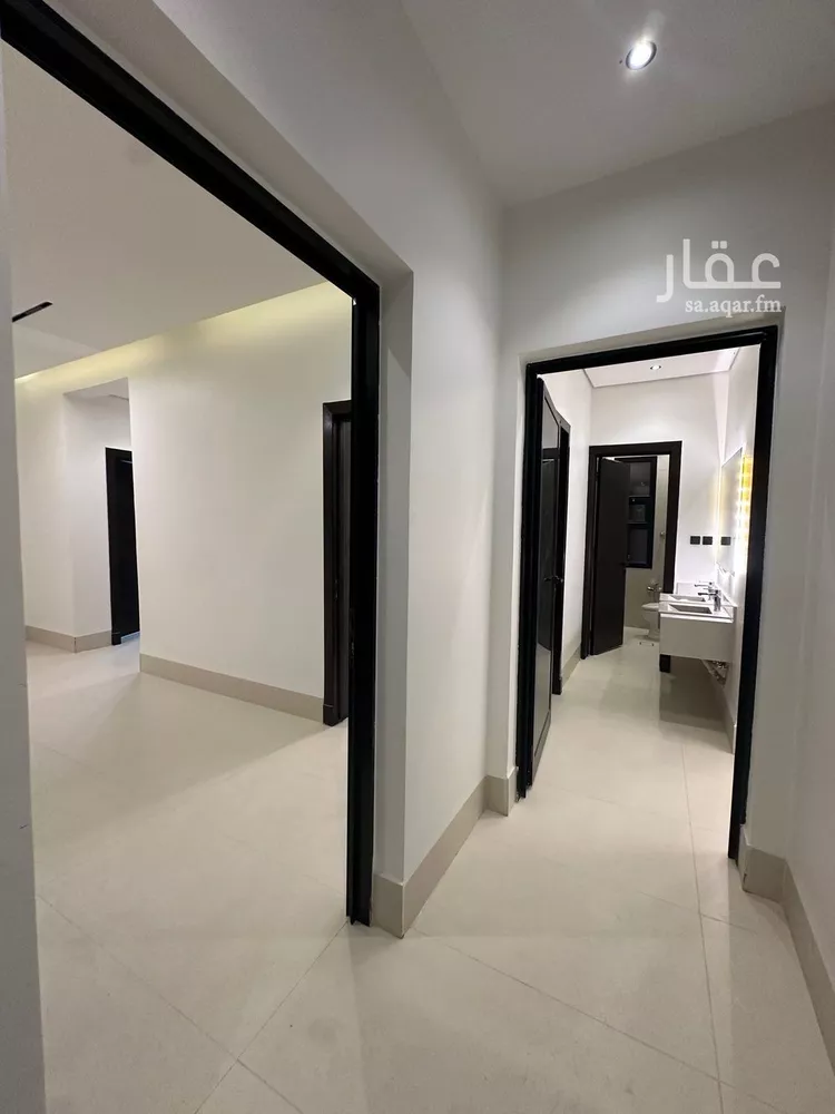 فيلا للبيع في شارع الرمال, حي الرمال, مدينة الرياض, منطقة الرياض 8