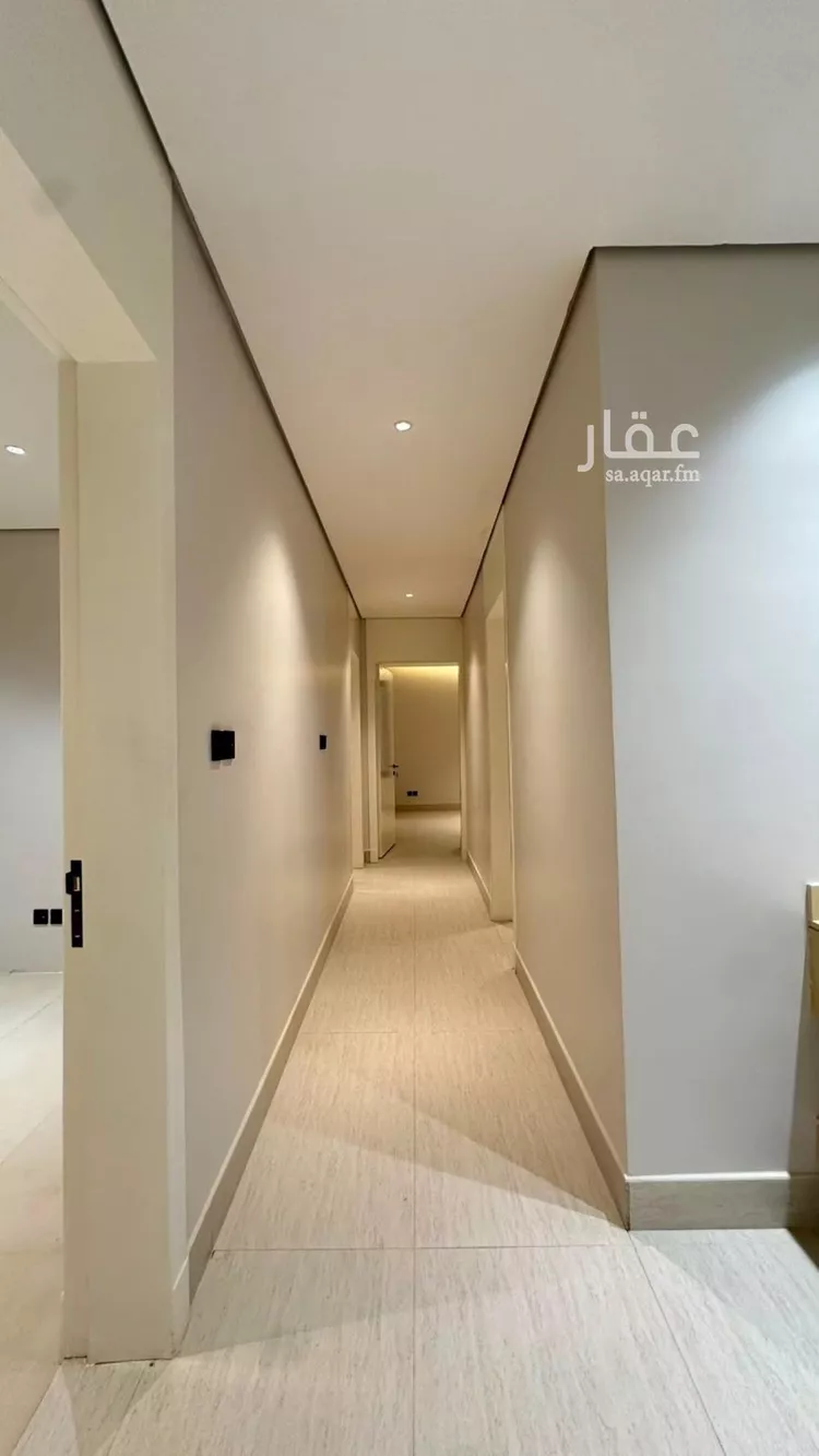 دور للبيع في شارع الجنادريه, حي الجنادرية, مدينة الرياض, منطقة الرياض 6