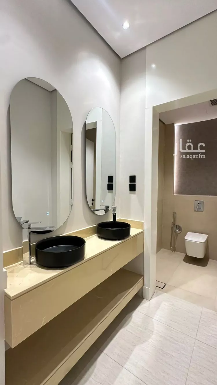 دور للبيع في شارع الجنادريه, حي الجنادرية, مدينة الرياض, منطقة الرياض 13