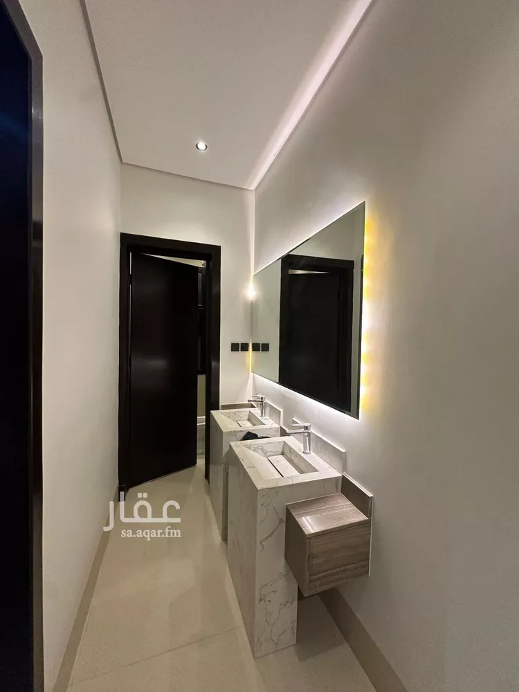 فيلا للبيع في شارع الرمال, حي الرمال, مدينة الرياض, منطقة الرياض 18