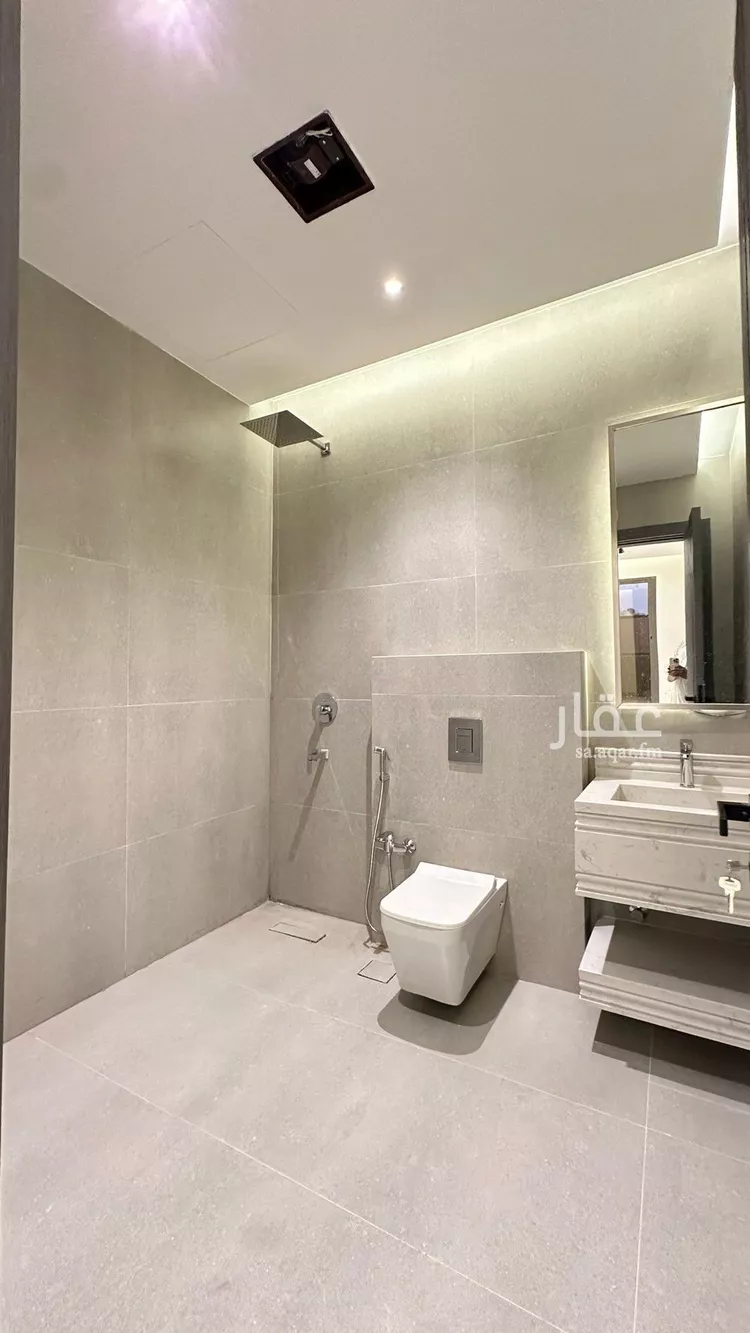 Floor for Sale in Riyadh Ghirnatah 17