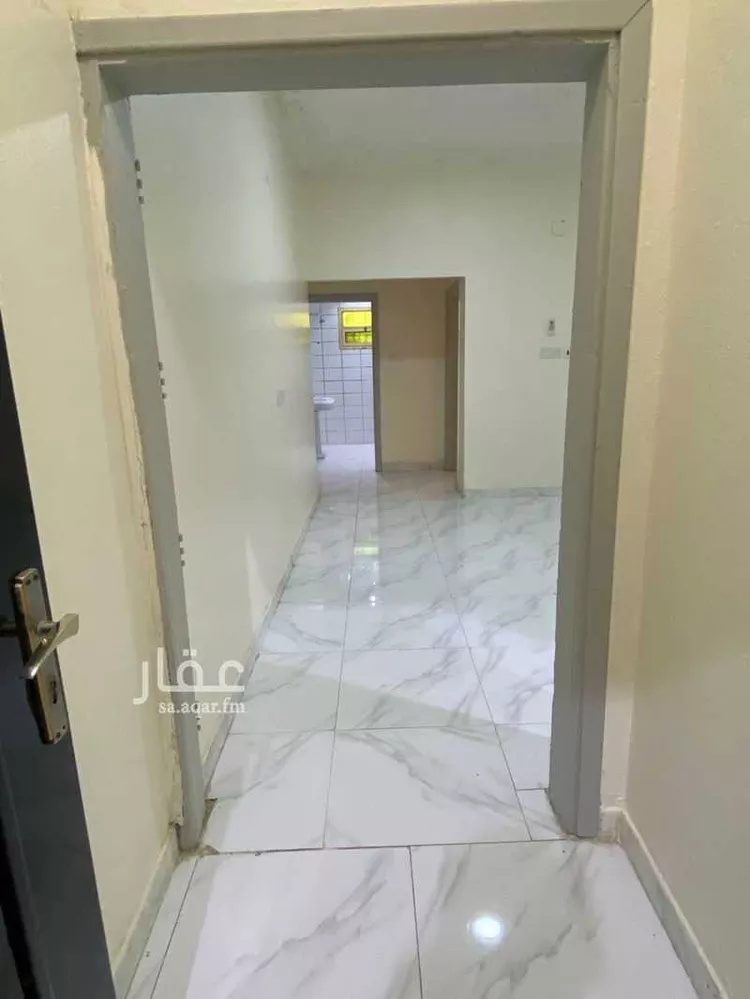 شقة للإيجار في شارع ابن تيمية, حي بدر, مدينة الرياض, منطقة الرياض صورة 2