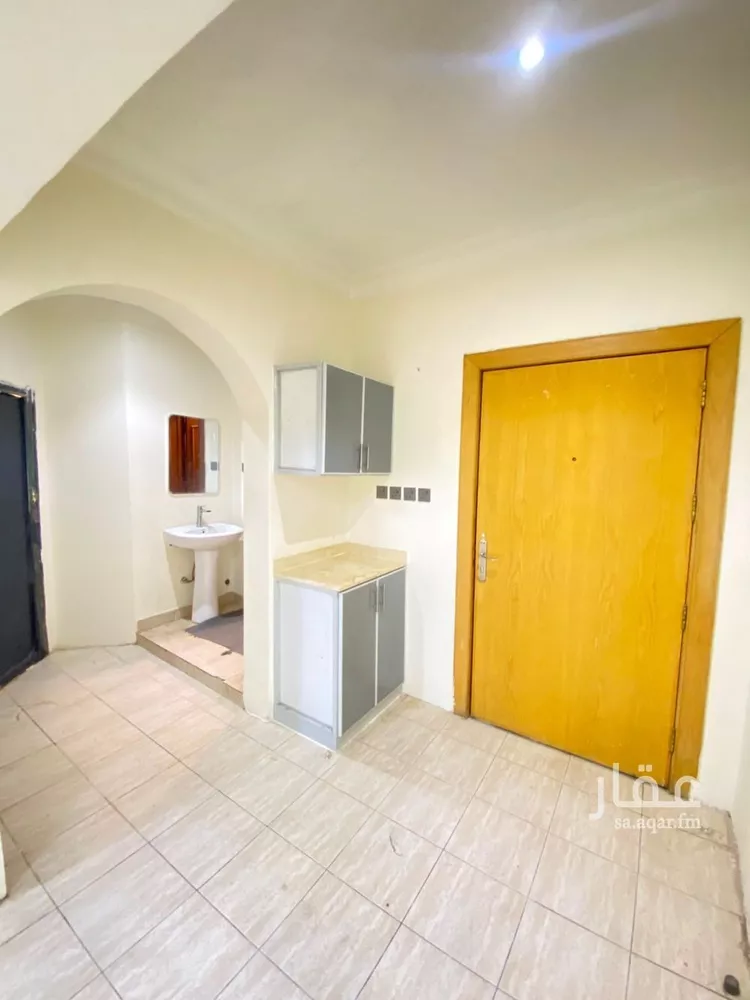 Studio for rent in Riyadh Al Mughrizat 11