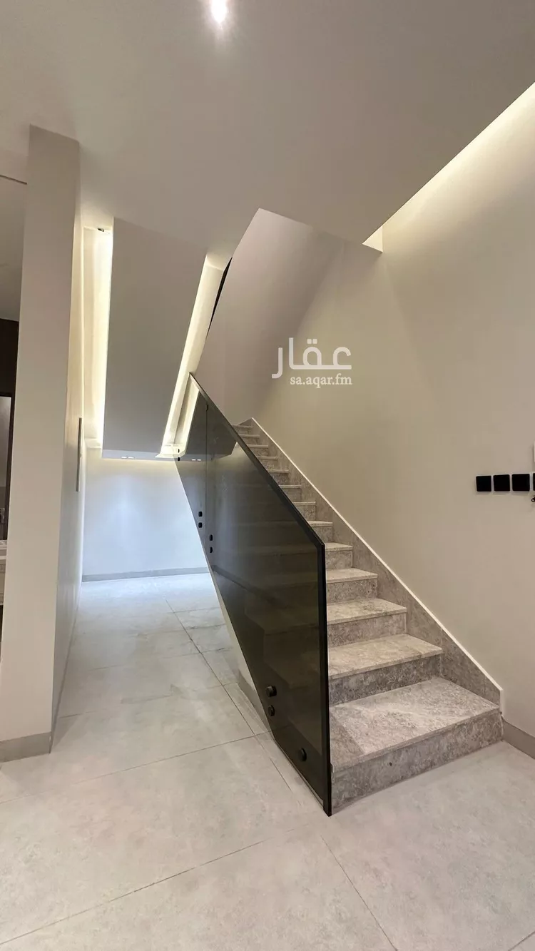 Floor for Sale in Riyadh Ghirnatah 14