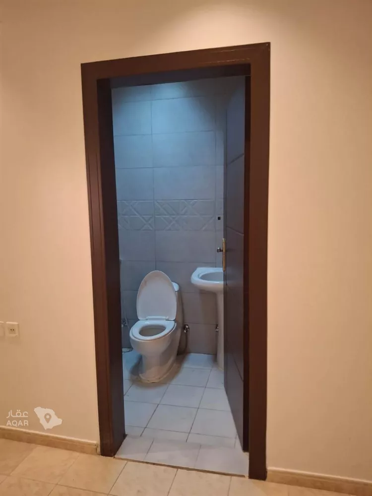Floor for Rent in Riyadh Qurtubah 9