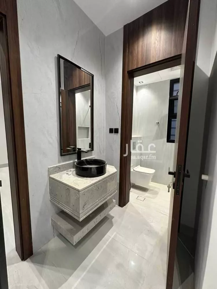 Floor for Rent in Riyadh Al Janadriyah صورة 3