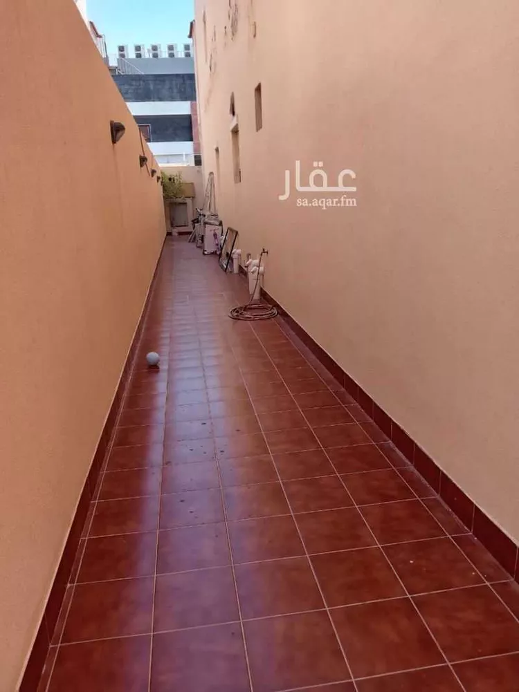 فيلا للبيع في شارع عبدالجليل العمري, حي أبحر الجنوبية, مدينة جدة, منطقة مكة المكرمة صورة 3