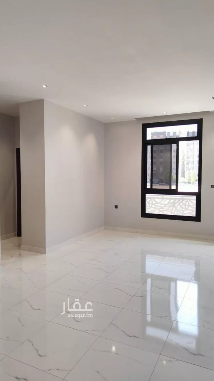 شقة للبيع في شارع المعاليم, حي الورود, مدينة جدة, منطقة مكة المكرمة صورة 2