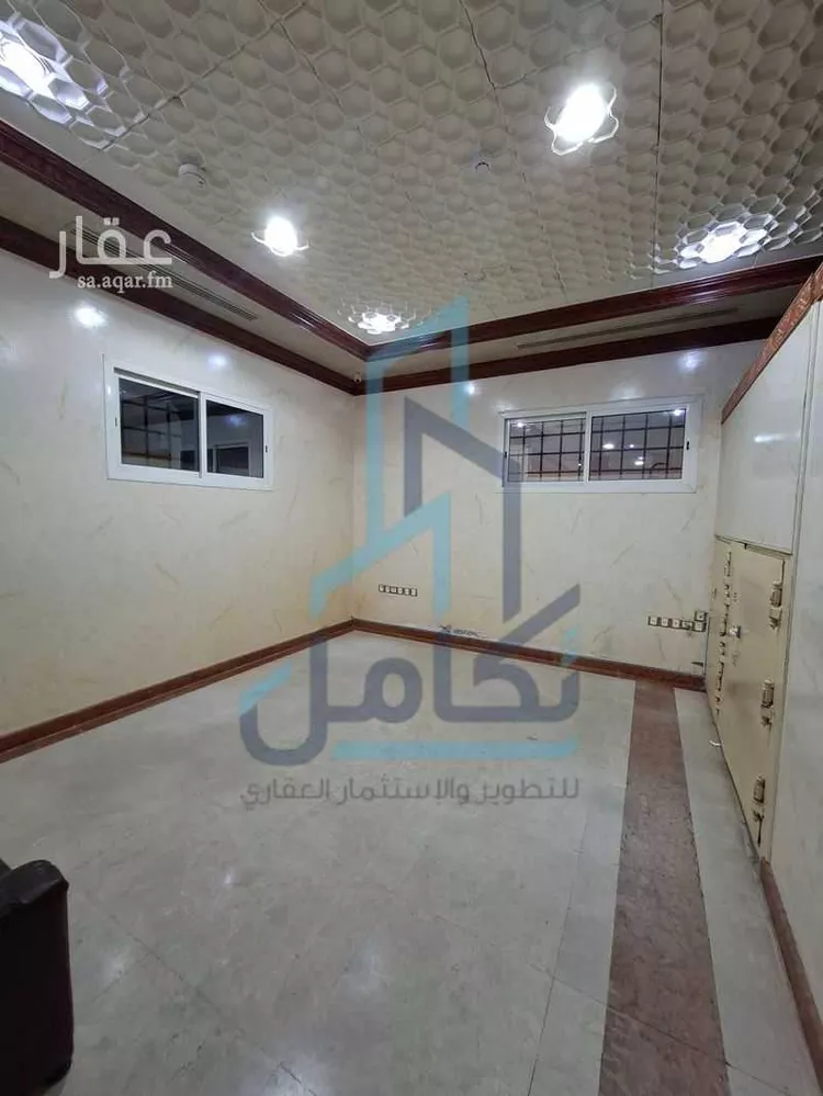 عمارة للإيجار في شارع طريق ابو بكر الصديق, حي الإسكان, مدينة بريدة, منطقة القصيم صورة 5